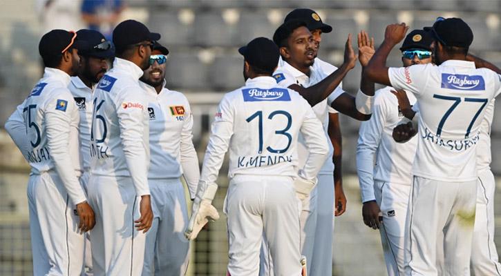মুমিনুলের লড়াইয়ের পর ৩২৮ রানে হারল বাংলাদেশ