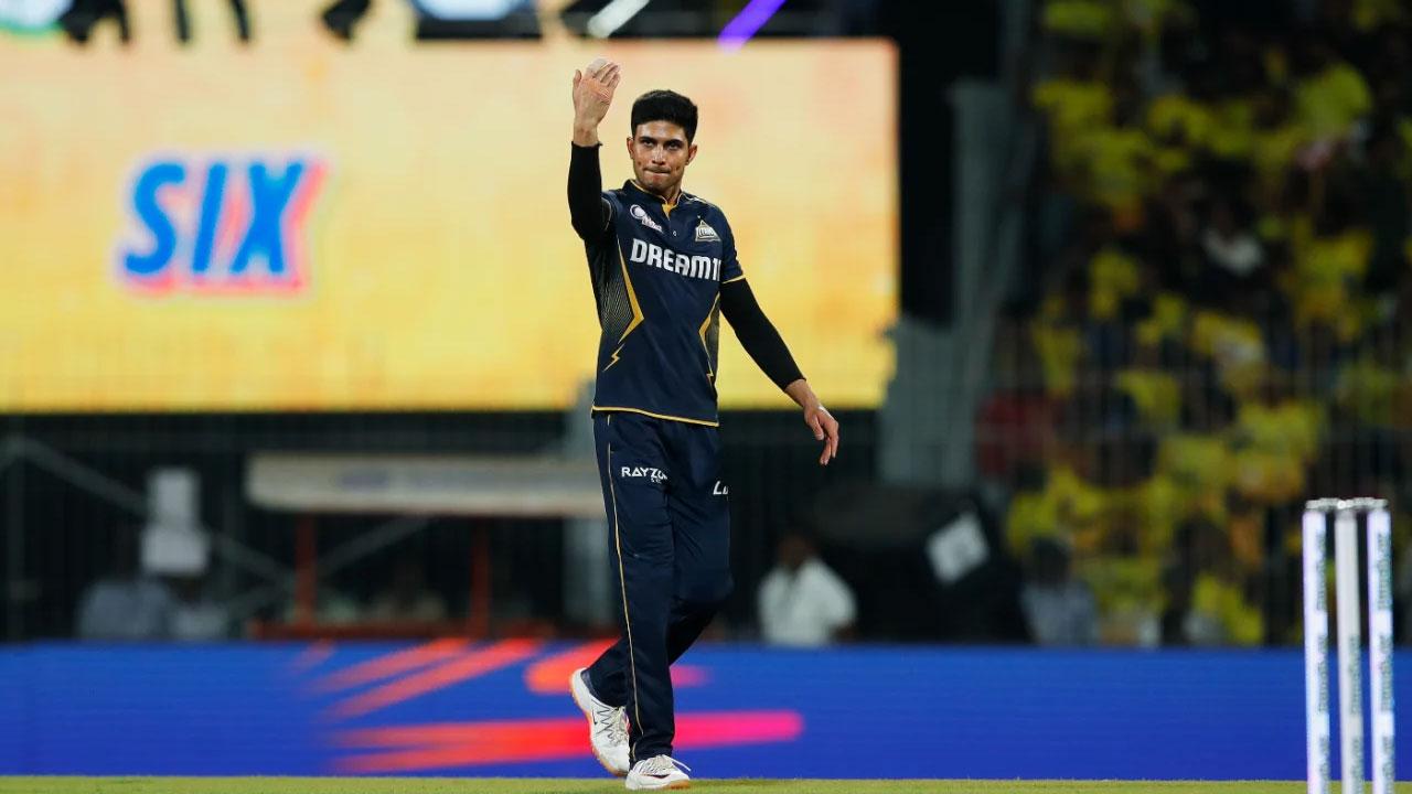 মুস্তাফিজদের বিপক্ষে হারের পর জরিমানাও গুনলেন গিল