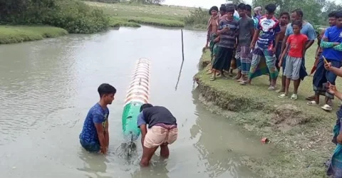 খালে ভেসে এলো ‘টর্পেডো’