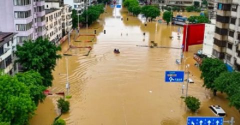 চীনে ভয়াবহ বন্যার শঙ্কা, ঝুঁকিতে কয়েক কোটি মানুষ