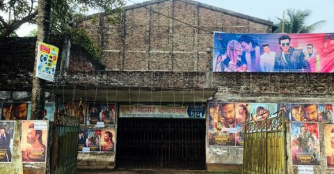 ‘ছন্দা’ সিনেমা হল ভেঙে হচ্ছে মাদরাসা