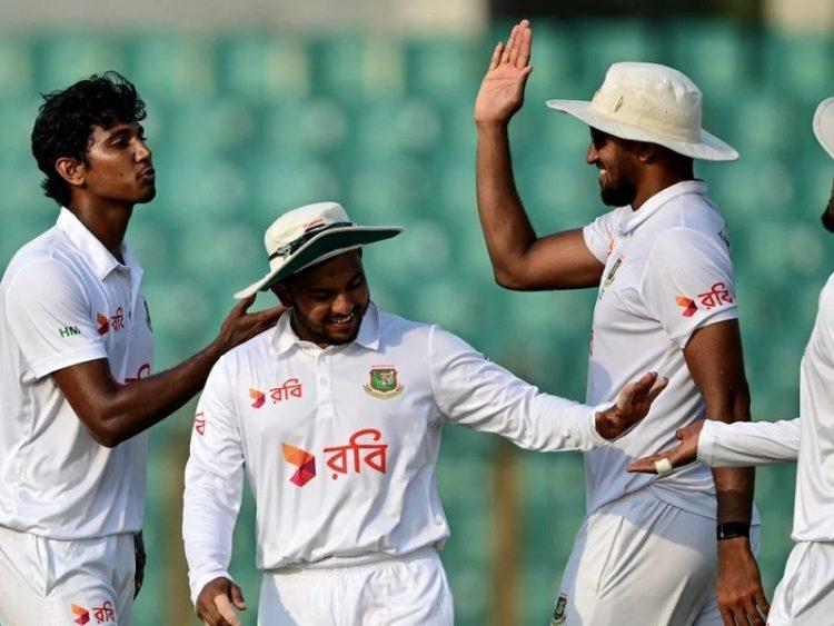 লাঞ্চ পর্যন্ত বিপদ ছাড়াই পার বাংলাদেশের