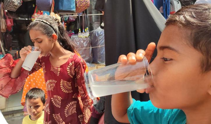 পাবনায় মৌসুমের সর্বোচ্চ তাপমাত্রা ৪০ ডিগ্রি