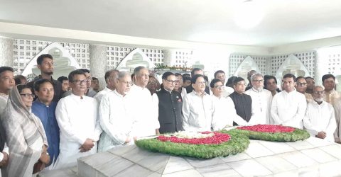 শেরে বাংলার মৃত্যুবার্ষিকীতে প্রধানমন্ত্রীর শ্রদ্ধা