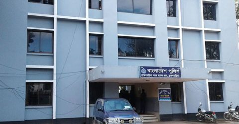 ফুটবল খেলায় পটকা ফাটানোকে কেন্দ্র করে সংঘর্ষে যুবক নিহত