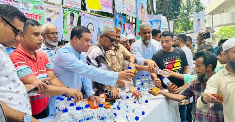 শিক্ষামন্ত্রীর পদত্যাগ দাবি জয়নুল আবদিন ফারুকের