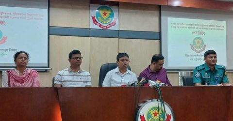 চাঁদাবাজির অভিযোগে বিনিয়োগকারী ঐক্য পরিষদের নেতা গ্রেফতার