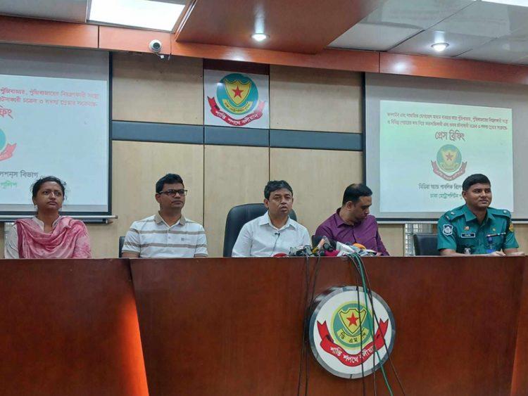 চাঁদাবাজির অভিযোগে বিনিয়োগকারী ঐক্য পরিষদের নেতা গ্রেফতার