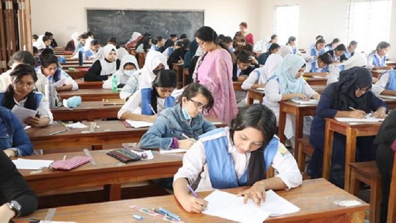 টেস্ট পরীক্ষার নামে বাড়তি ফি নিলেই ব্যবস্থা