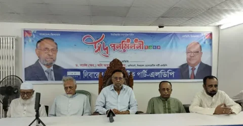 ‘খালেদা জিয়ার মুক্তির জন্য সরকারের সঙ্গে আলোচনায় প্রস্তুত আছি’