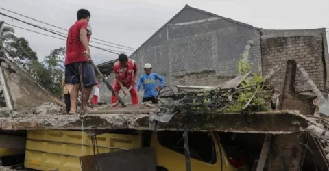 শক্তিশালী ভূমিকম্পে কাঁপল ইন্দোনেশিয়া