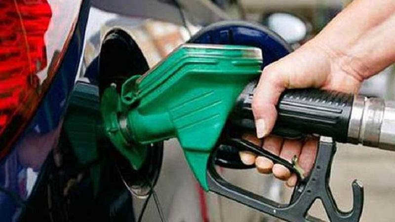 বাড়বে তেলের দাম, আসতে পারে অর্থনৈতিক সংকট: আইএমএফ