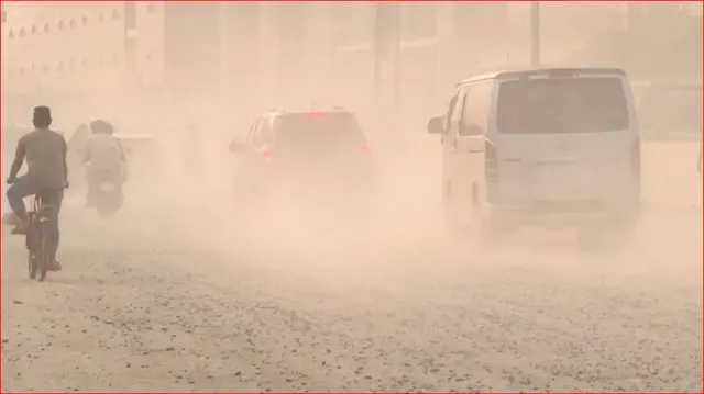 বায়ুদূষণের শীর্ষে আজ দিল্লি, ঢাকা দ্বিতীয়