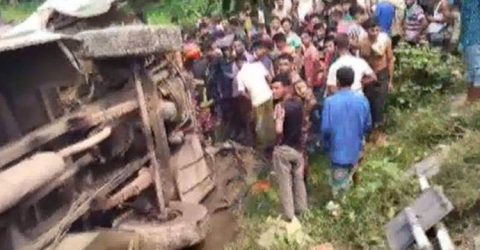 ময়মনসিংহে দুই বাসের সংঘর্ষ, নিহত ২