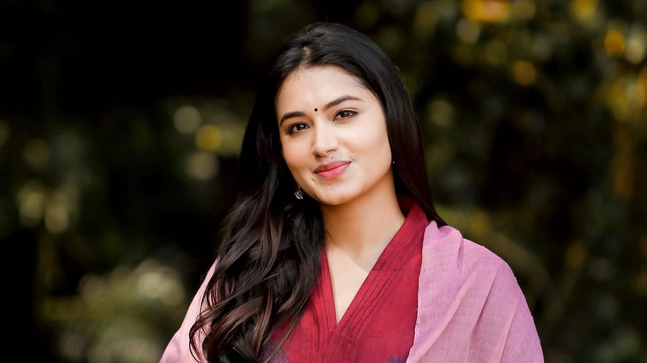 তাসনিয়া ফারিণের নামে মেয়ের নাম রেখেছেন কলকাতার ট্যাক্সিচালক