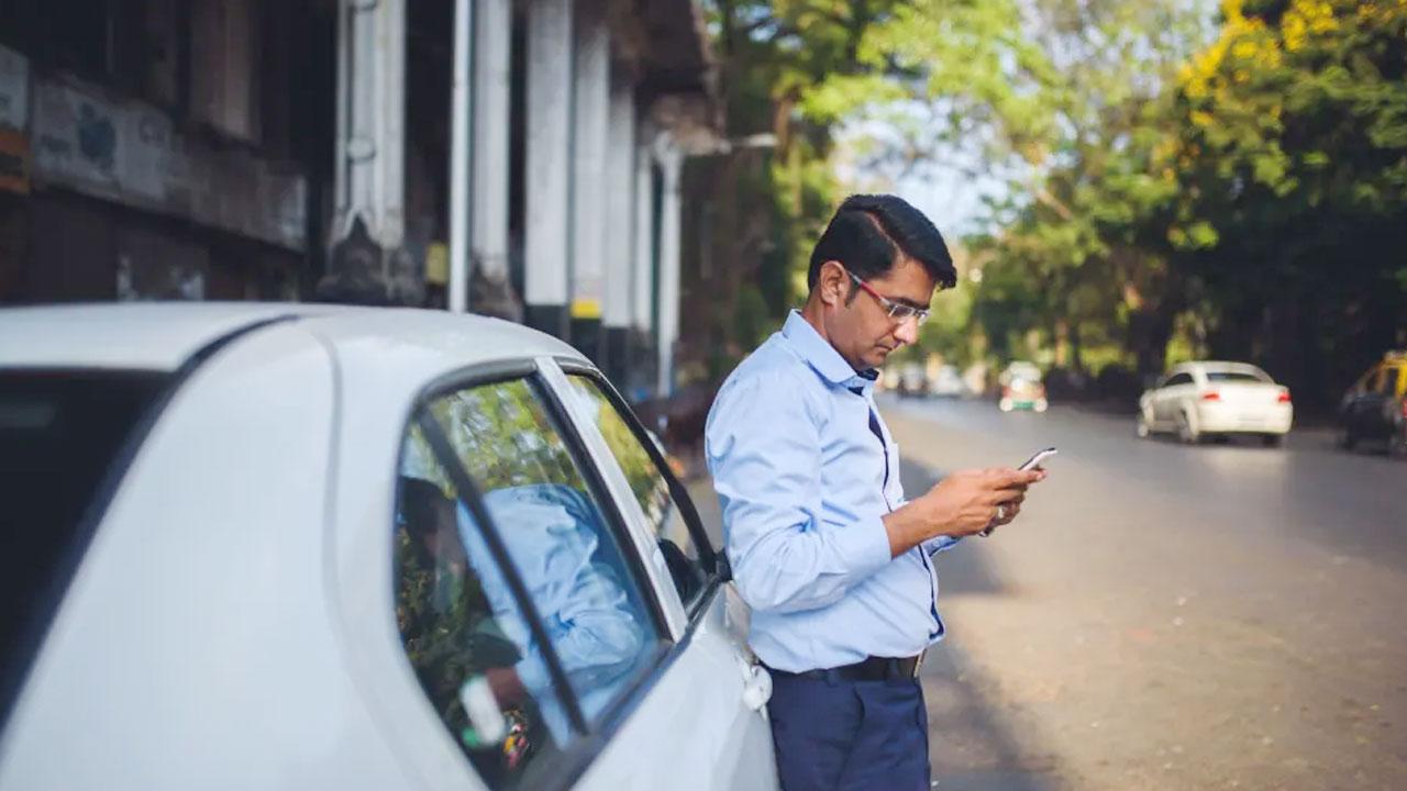 উবারে যাত্রীরা কোন জিনিস ভুলে বেশি রেখে যান