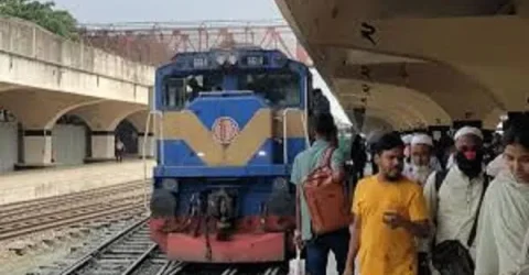 আজ থেকে আন্তঃনগর ট্রেনের সাপ্তাহিক ছুটি বাতিল