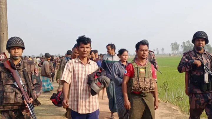 মিয়ানমার থেকে পালিয়ে এল আরও ১২৮ বিজিপি
