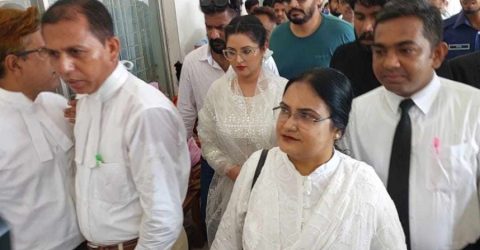 আত্মসমর্পণ করে জামিন পেলেন পরীমণি