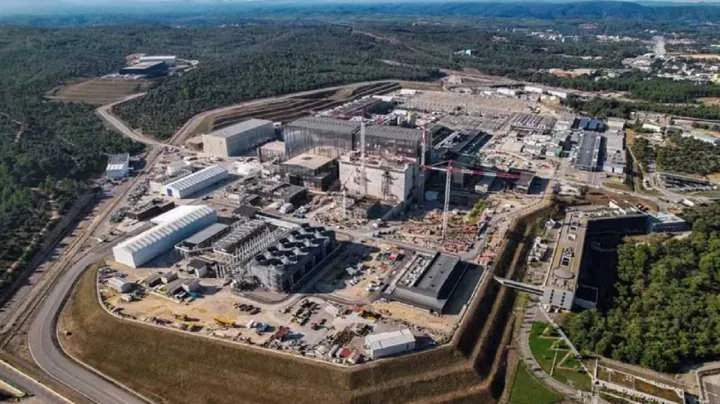 কৃত্রিম সূর্য তৈরির প্রক্রিয়া পিছিয়ে গেল ১০ বছর