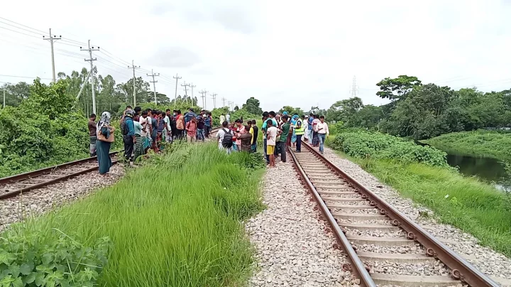নরসিংদীতে রেললাইন থেকে মিলল ৫ মরদেহ