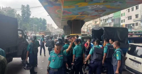 মহাখালীতে অতিরিক্ত পুলিশ মোতায়েন