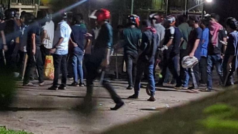 জাবিতে গভীর রাতে শিক্ষার্থীদের ওপর হামলা