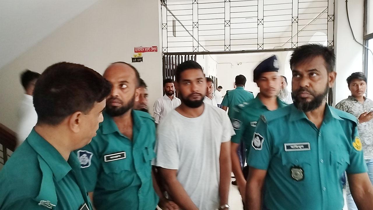 আলোচিত শিক্ষক আসিফ মাহতাবের ১০ দিনের রিমান্ড চেয়েছে ডিবি