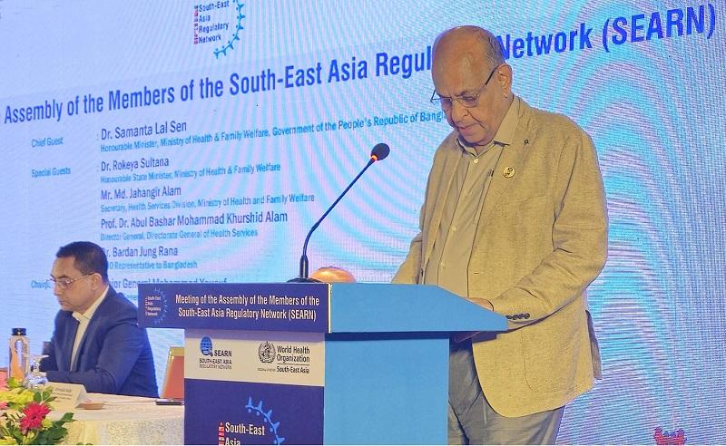 ভেজাল ও নিম্নমানের ওষুধ নিয়ন্ত্রণ করা বিরাট চ্যালেঞ্জ: স্বাস্থ্যমন্ত্রী