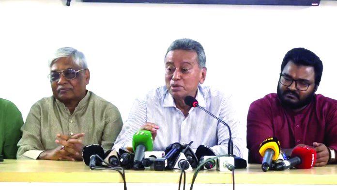 লাঠিপেটায় সমাধানের সুযোগ নেই : কোটা আন্দোলন নিয়ে খসরু