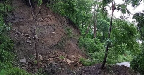সাজেকে আটকা ৭ শতাধিক পর্যটক