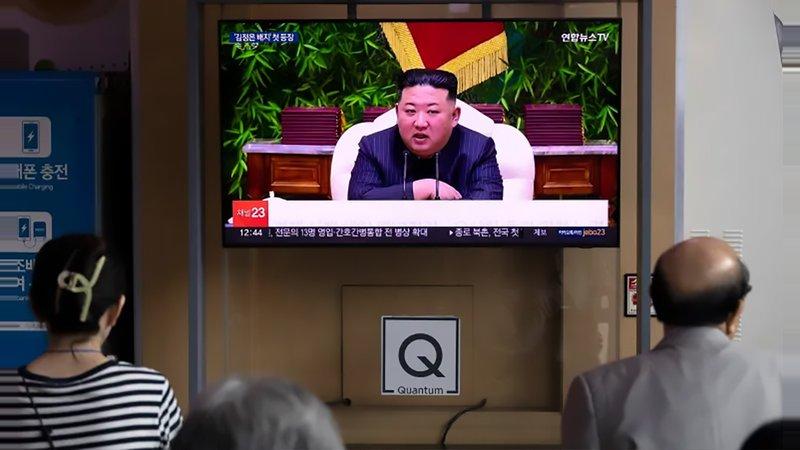 দুটি ব্যালিস্টিক ক্ষেপণাস্ত্রের পরীক্ষা চালিয়েছে উ.কোরিয়া, একটি ব্যর্থ