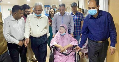 ৪ বছরে ৮ মাসই হাসপাতালে ছিলেন খালেদা জিয়া