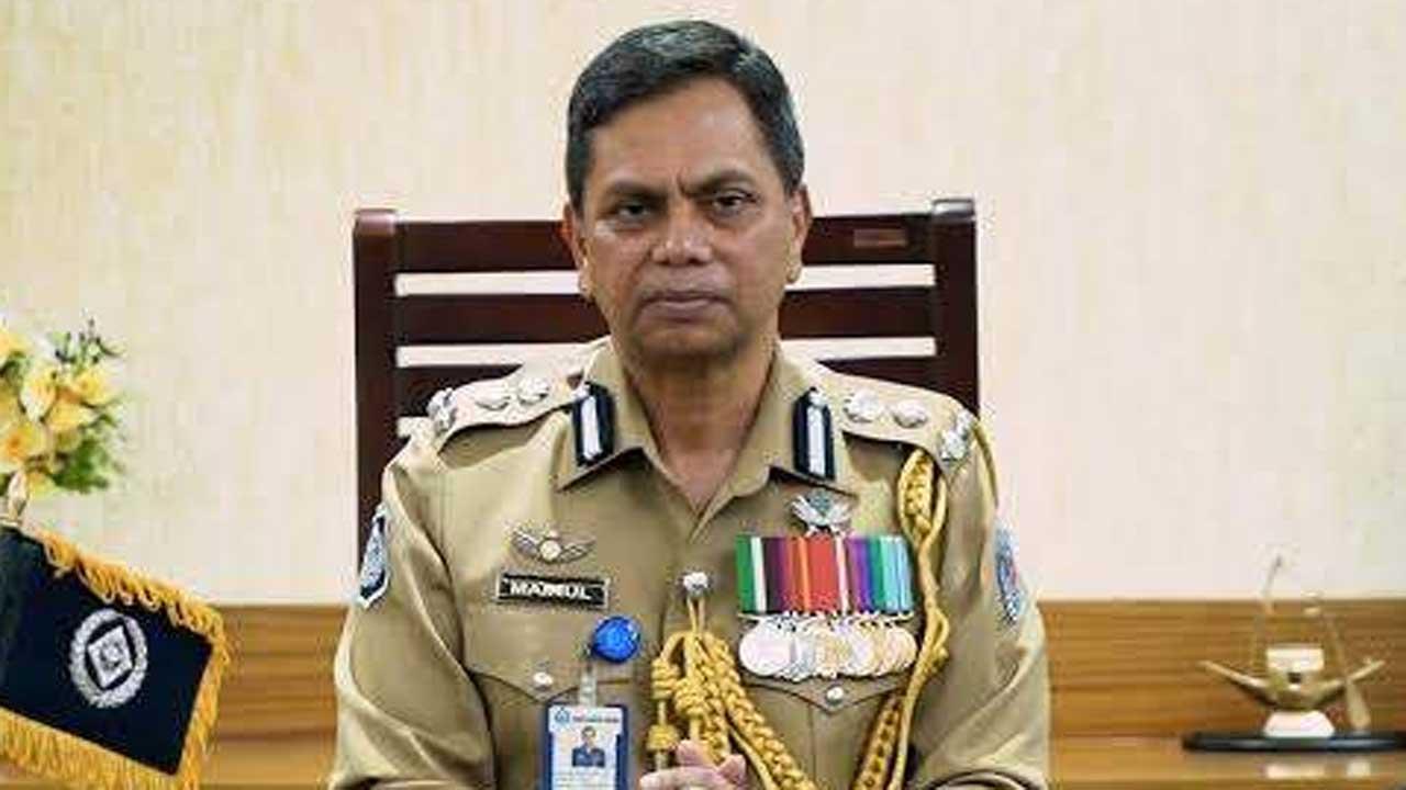 সব পুলিশকে ৮ আগস্ট সন্ধ্যার মধ্যে কর্মস্থলে ফেরার নির্দেশ