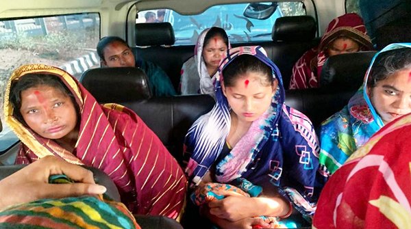টাঙ্গাইলে হিন্দুবেশে ডাকাতির প্রস্তুতিকালে নারীসহ গ্রেফতার ১০