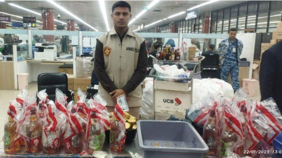 শাহজালালে ৩১ বোতল বিদেশি মদ উদ্ধার