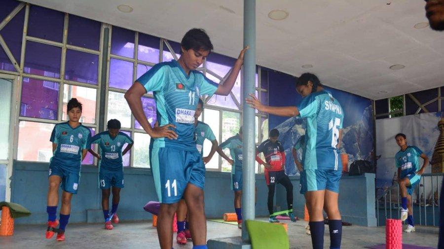 বয়কটের সিদ্ধান্তে অটল সাবিনারা, জুনিয়রদের নিয়ে জিম সেশন