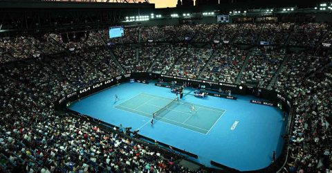 অনেক রোমাঞ্চের হাতছানি অস্ট্রেলিয়ান ওপেনে