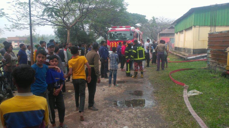 গাজীপুরে রিসাইক্লিং কারখানায় লাগা আগুন দুই ঘণ্টা পর নিয়ন্ত্রণে