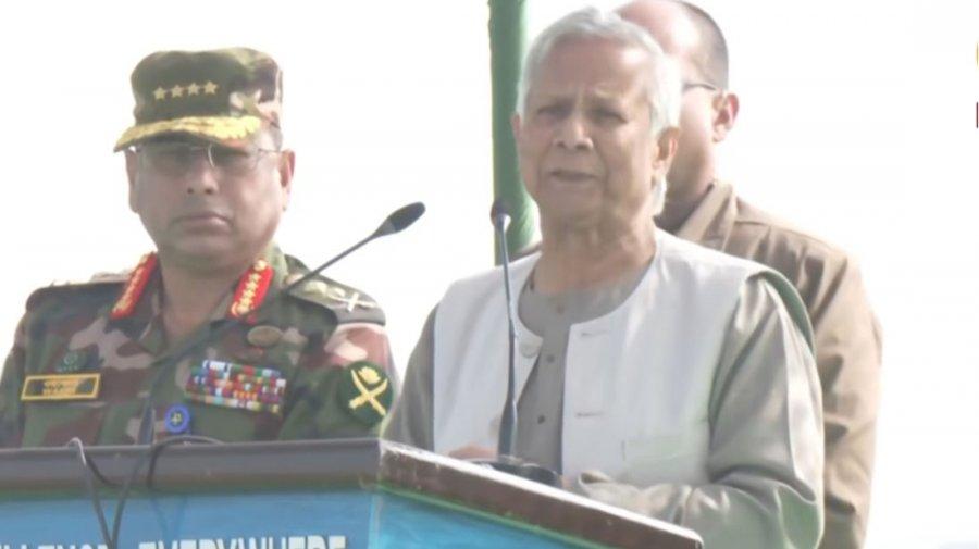 জাতির অহংকার ও বিশ্বাসের জায়গা বাংলাদেশ সেনাবাহিনী: প্রধান উপদেষ্টা