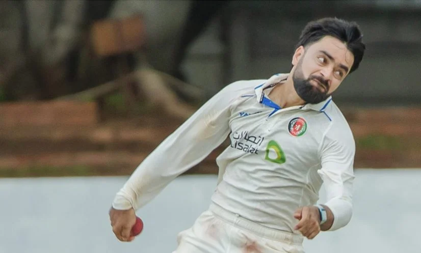 ৬ টেস্টে ৪৪ উইকেটে রশিদের রেকর্ড