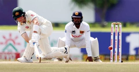 তিন সেঞ্চুরিতে রান পাহাড়ে অস্ট্রেলিয়া, জবাবে ধুঁকছে শ্রীলঙ্কা