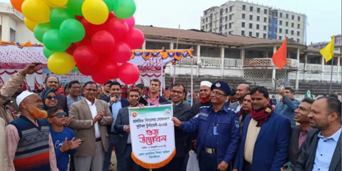 ঝিনাইদহে প্রাথমিক বিদ্যালয় গোল্ডকাপ ফুটবল টুর্নামেন্ট উদ্বোধন