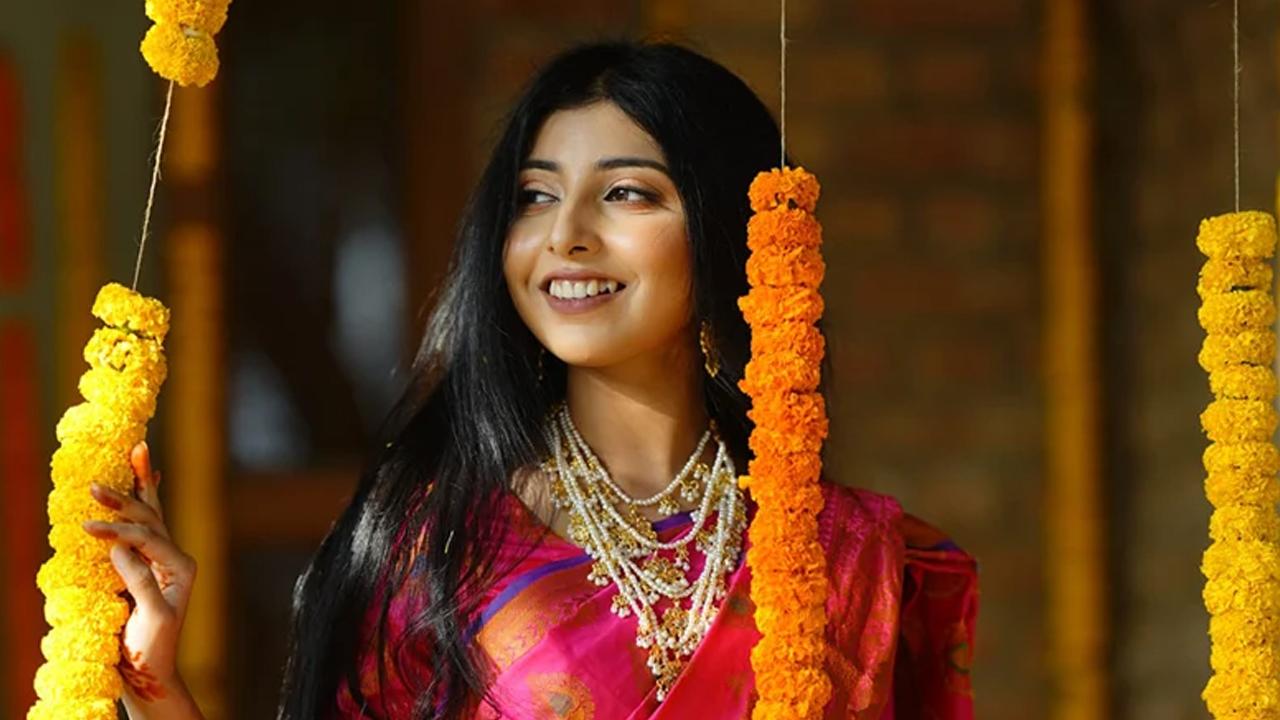 বিয়ের কথা স্বীকার করলেন পড়শী, জানালেন বরের পরিচয়