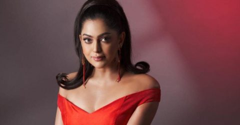 আজীবনের জন্য নিষিদ্ধ হলেন নিপুণ