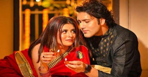 বিয়ের তিন মাসে মা হলেন অভিনেত্রী