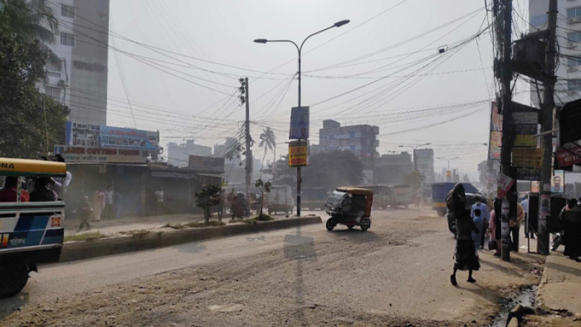 দূষিত বাতাসের শহরের তালিকায় ঢাকা আজ দ্বিতীয়