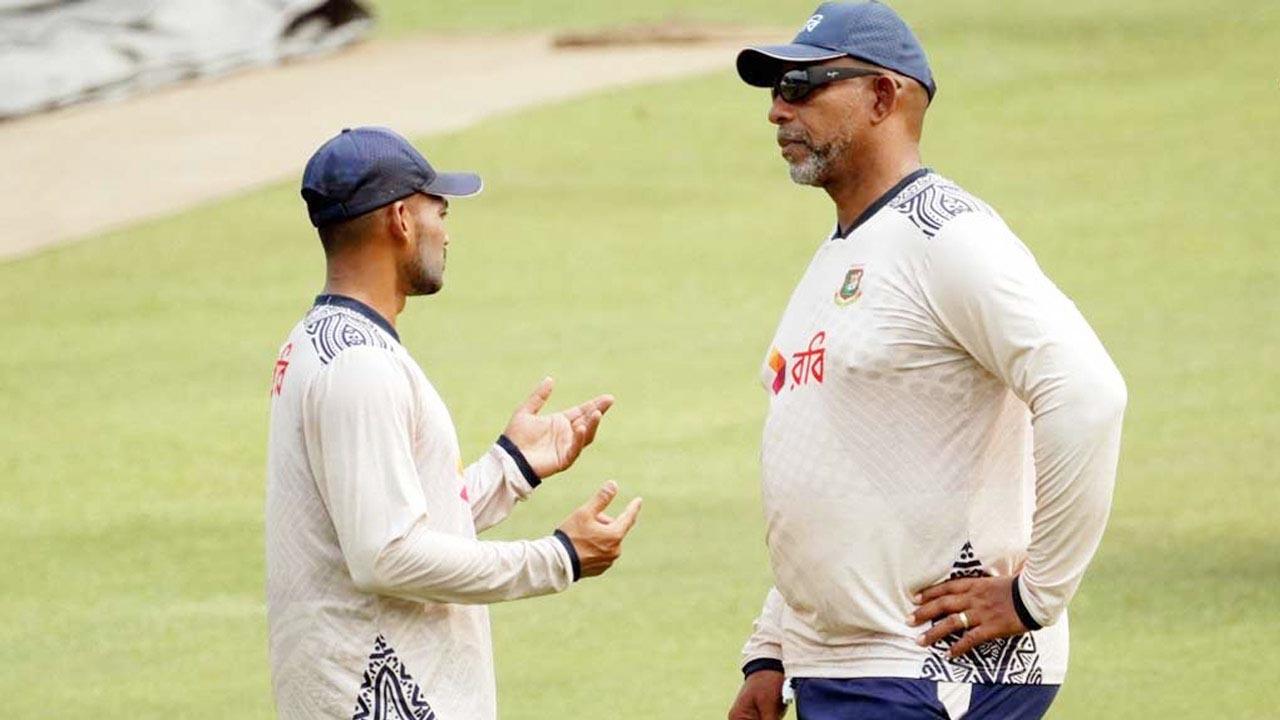 চ্যাম্পিয়ন্স ট্রফিতে ভালো সম্ভাবনা আছে, বিশ্বাস সিমন্সের