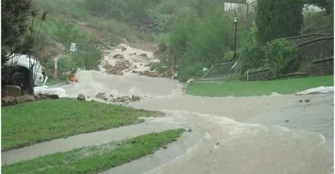 অস্ট্রেলিয়ায় ভয়াবহ বন্যা, পালাচ্ছেন হাজার হাজার মানুষ