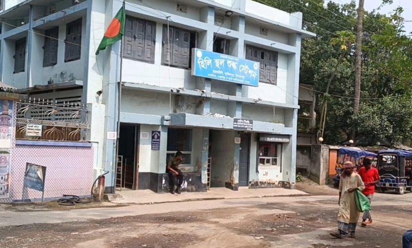 হিলি স্থলবন্দরে পণ্য আমদানি-রফতানি বন্ধ